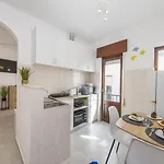 דירה A13 - Channel Street *